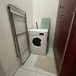 Ira's Square 2 Bedroom Free Parking * スコピエ