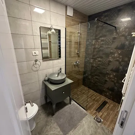 Διαμέρισμα Ira's Square 2 Bedroom Free Parking Σκόπια