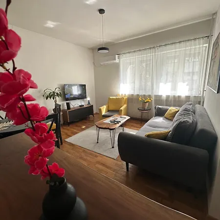 아파트 Ira's Square 2 Bedroom Free Parking 스코페