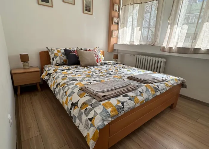 아파트 Ira's Square 2 Bedroom Free Parking 스코페